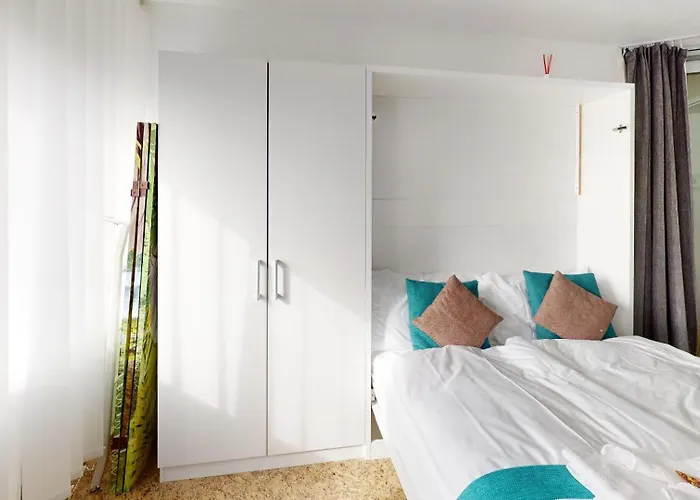 Ueber Den Daecher Von * 쿠어